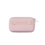 ⁦Mini Bag - TOUR תיק צד קשיח סלינג של מותג המזוודות החכמות Rollink⁩ – תמונה ⁦4⁩