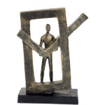 פסל אומנותי "ביצוע מושלם" מבית פסלי היוקרה "GRACIA GALLERY"